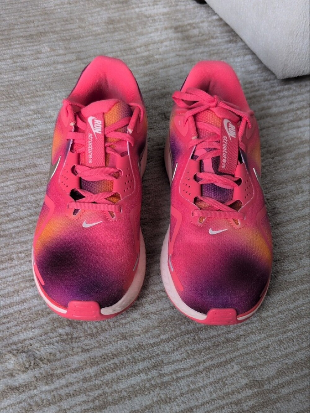 Nike Structure 26 Running Shoes - Pink Purple Gradient